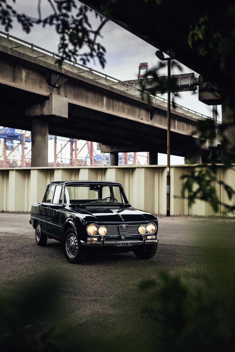  Alfa Romeo Giulia T.I. (105.08) 1966 года  (фото 4 из 12)